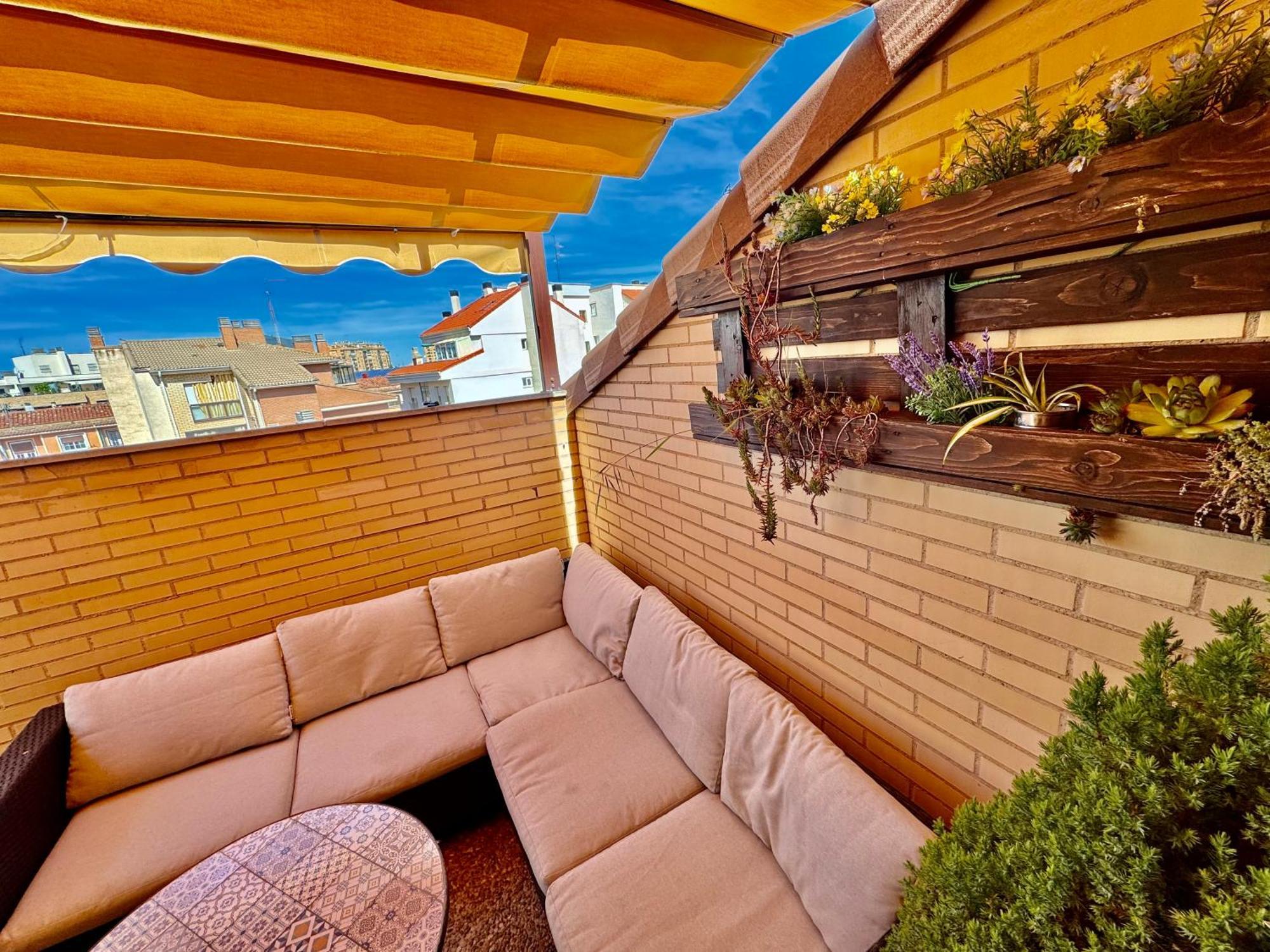 Atico Guara&Pirineos Apartment Huesca Exterior photo